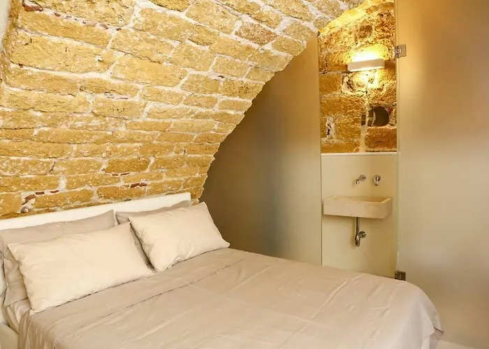 Loft Porto Salvo شقة